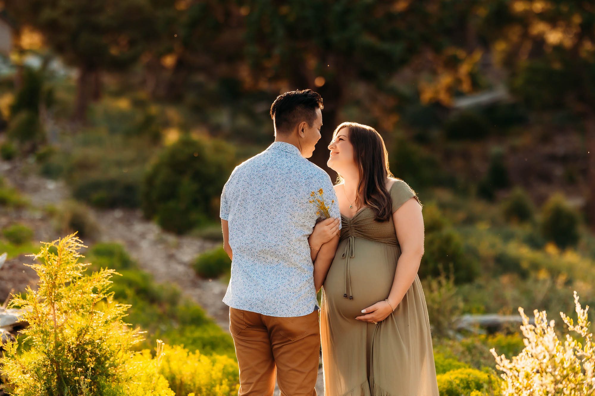 Las Vegas Mountain Maternity Session