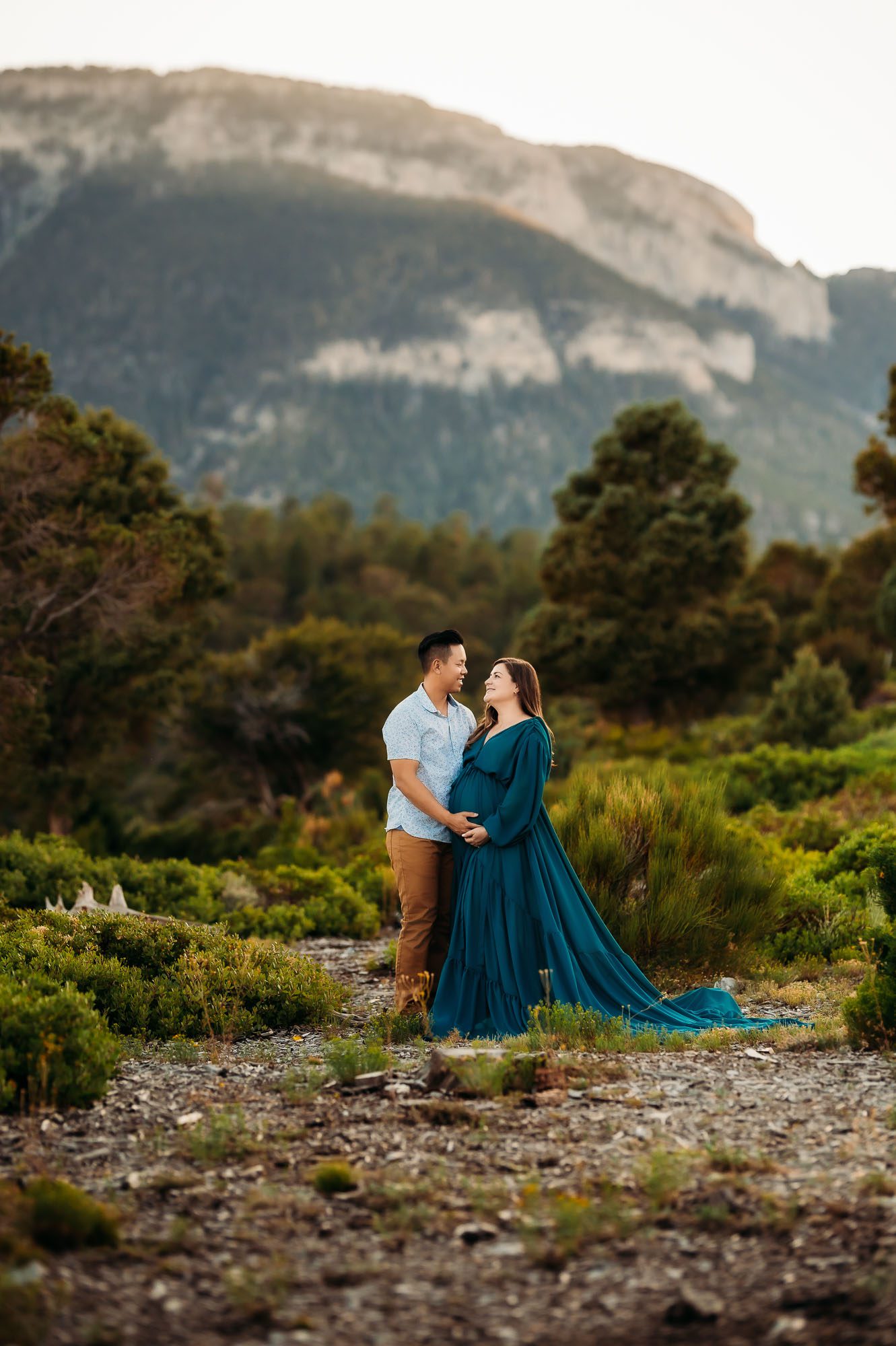 Las Vegas Mountain Maternity Session